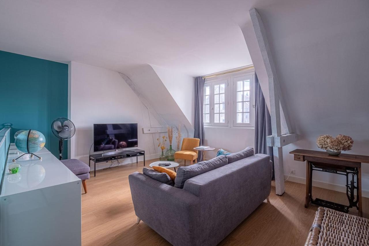 L'Hirondelle - Maison Au Coeur Des Chateaux Mosnes Esterno foto